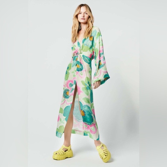 Smythe Dresses & Skirts - Smythe Twist Dress in Watercolor Green